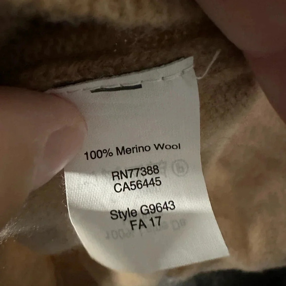 100% Merino wool Madewell sweater size S sleeves with bows at the wrist - Picture 4 of 4